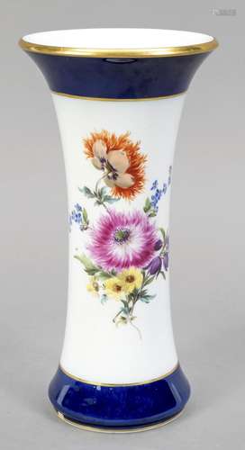 Bar vase, Meissen, mark Pfeifferzeit