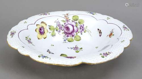 Large oval bowl with matching curved