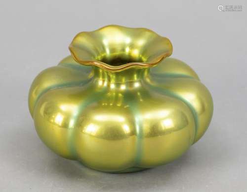 Art Nouveau vase, Zsolnay Pécs, Hunga