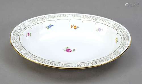 Oval ceremonial bowl, Meissen, 1950s,