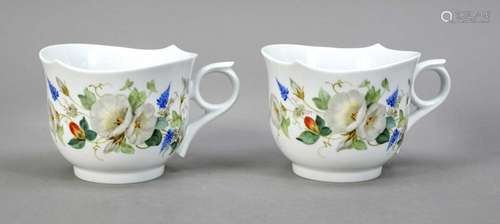 Two large coffee cups, Meissen, end o