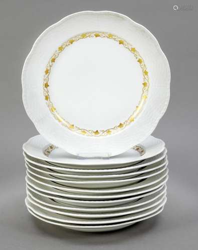 Twelve dinner plates, KPM Berlin, mar