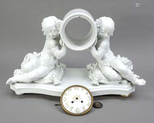 Large mantel clock, Meissen, mark 192