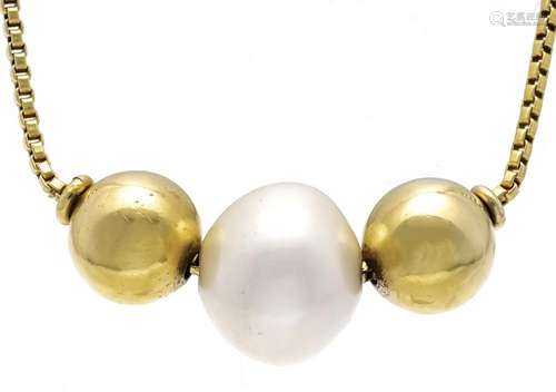 Pearl necklace GG 750/000 with