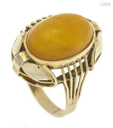 Amber ring GG 585/000 with an