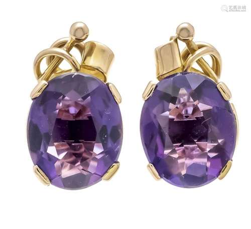 Amethyst stud earrings 750/000