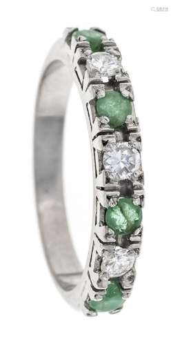 Emerald diamond ring platinum