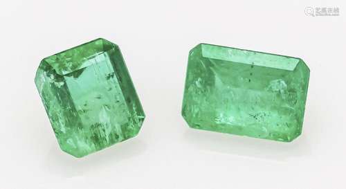 Group of emeralds, total 2,58