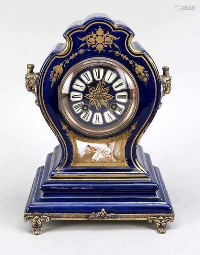 French. Table clock 2nd h. 19th c