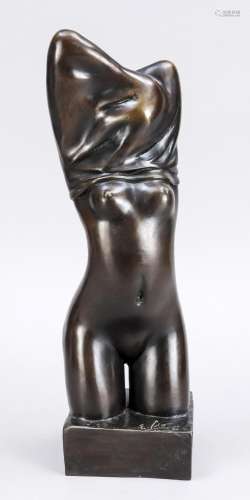Eric Pio (*1946), sculptor born i