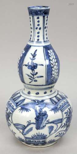 Double gourd vase, China, 17th ce