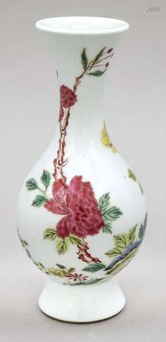 Famille Rose peony vase, China, 1