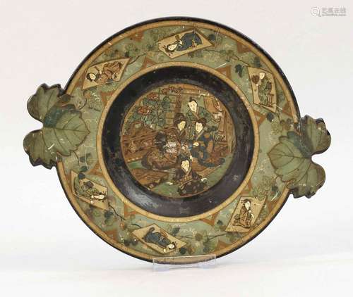 Lacquer plate, Japan, end of 19th