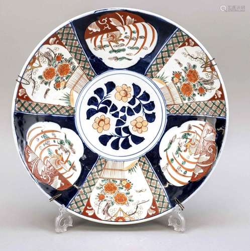 Imari charger, Japan, 19th c., in