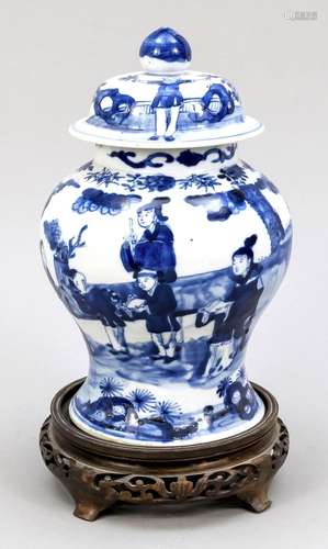 Lidded vessel in Kangxi style, Ch