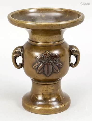 Vase/holder for incense, Japan, 2