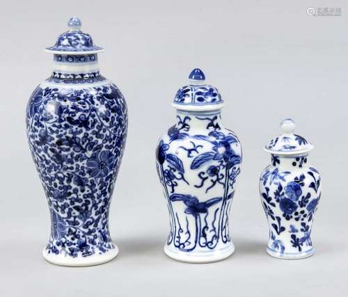 3 miniature vases, China, 19th c.