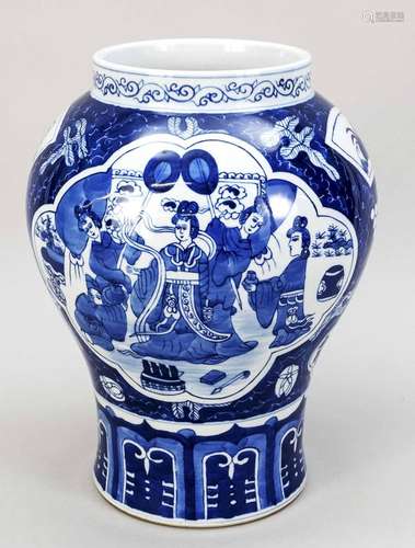 Blue and white vase, China, 20th