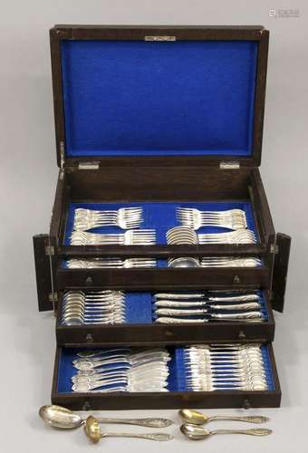 Cutlery set for twelve persons