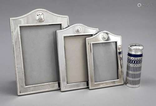 Set of four pieces, 20th c., p