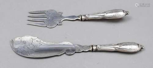 Two-piece fish serving set, c.