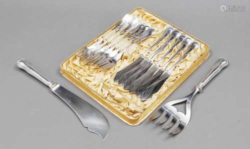 Fish cutlery for six persons,