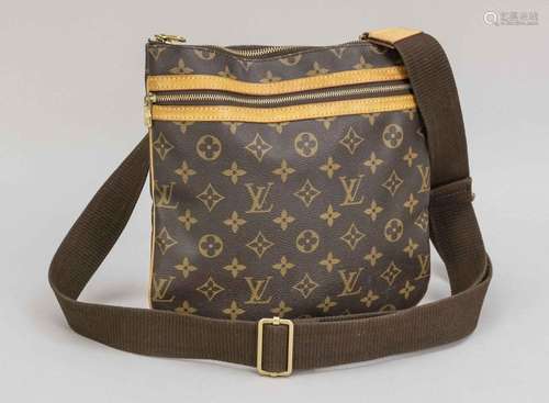 Louis Vuitton flat monogram canv