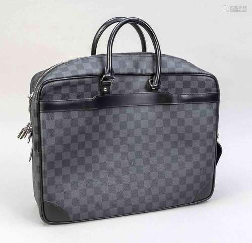 Louis Vuitton, Destrict Damier G