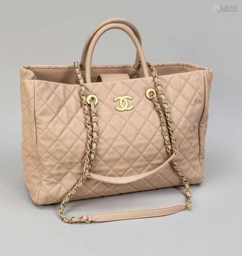 Chanel, Quilted Shopper, powder-