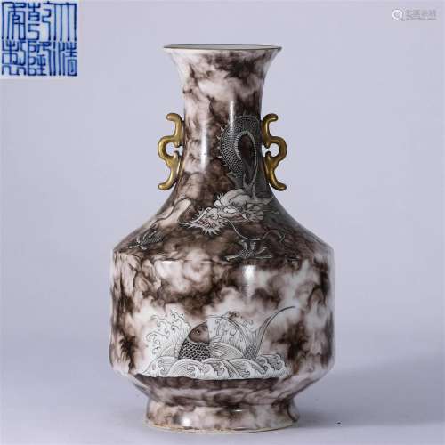 A Chinese Grisaille Glazed Vase Qing Dyn.