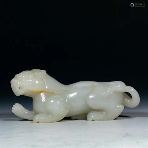 A Chinese Carved White Jade Beast Qing Dyn.