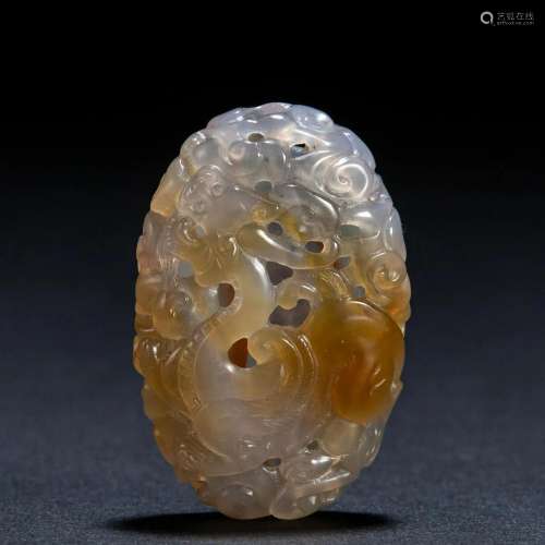 A Chinese Reticulated Agate Pomander Box Qing Dyn.