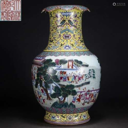 A Chinese Famille Rose Kids at Play Vase Qing Dyn.