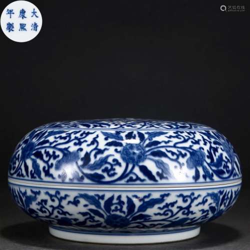 A Chinese Blue and White Circular Box Qing Dyn.