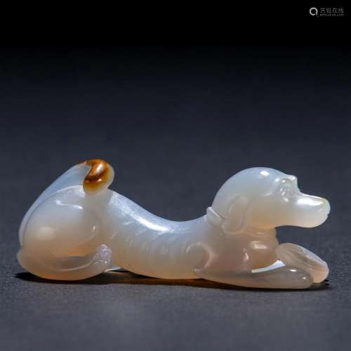 A Chinese Carved Agate Hound Qing Dyn.