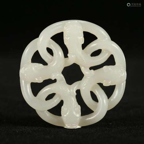 A WHITE JADE PENDANT