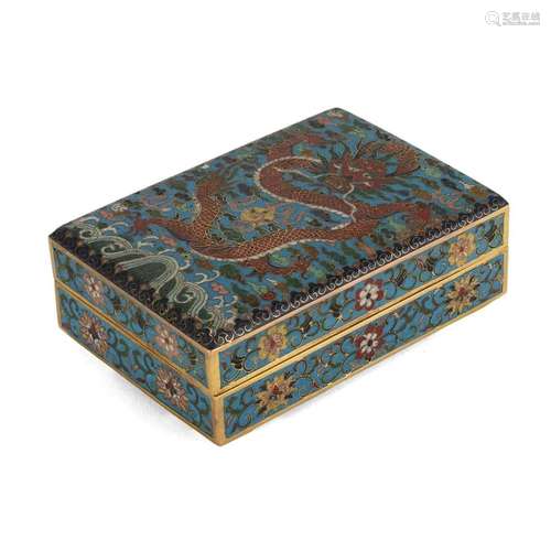 A CLOISONNE ENAMEL BRONZE 'DRAGON' BOX AND COVER