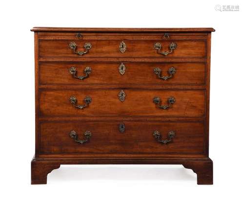 A GEORGE III MAHOGANY CHEST OF DRAWERS, CIRCA 1780