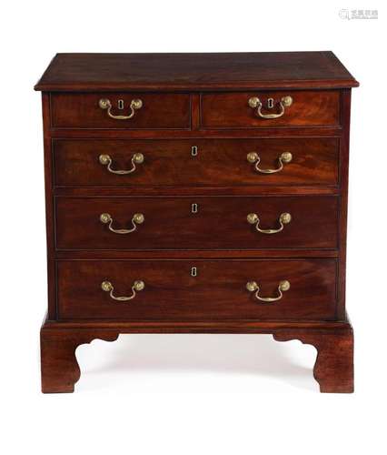 A GEORGE III MAHOGANY BACHELOR'S CHEST OF DRAWERS, CIRCA...