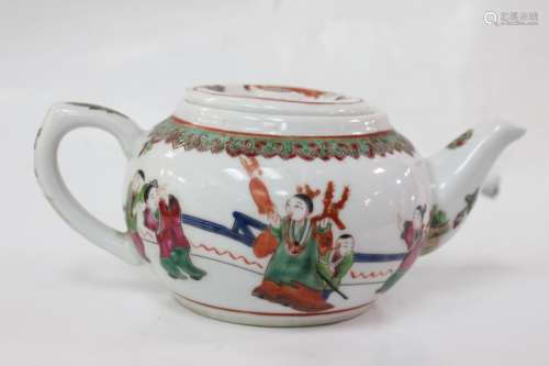 Qing Chinese Famille Rose Porcelain Teapot