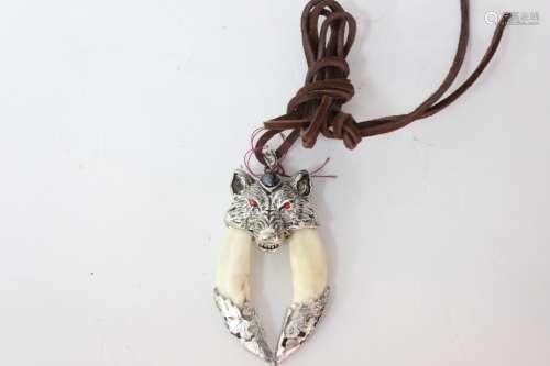 Animal Tooth w Silver&Mix-metal Mount