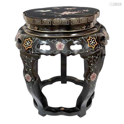 Vintage Asian Tabouret