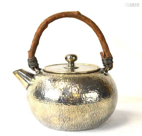 Fine Japanese Hammered Silver Tea Pot