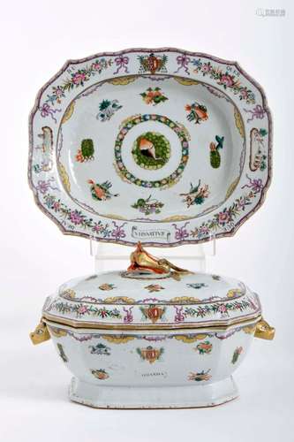 A tureen with stand, Chinese export porcelain, polychrome an...