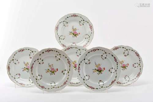 A set of six scalloped dishes, Chinese export porcelain, pol...