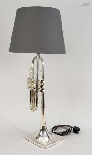Trumpet lamp, Mariage of the 21st