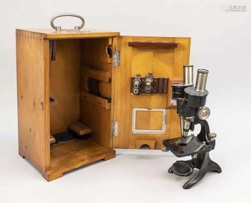 Microscope with transport box, end