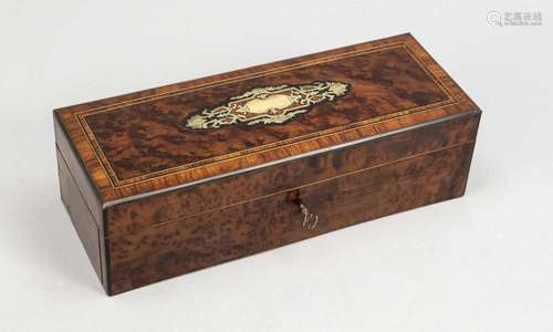 Wooden casket with boulle marquetr