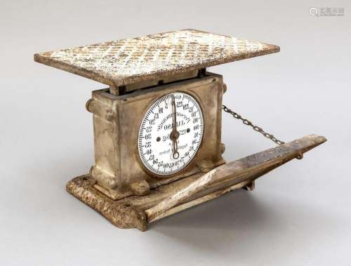 Historical personal scale, 19th/20