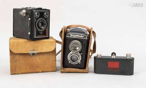 Photo equipment 20th century, cons
